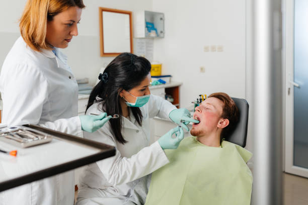 Best Urgent Tooth Repair  in Buchanan, GA